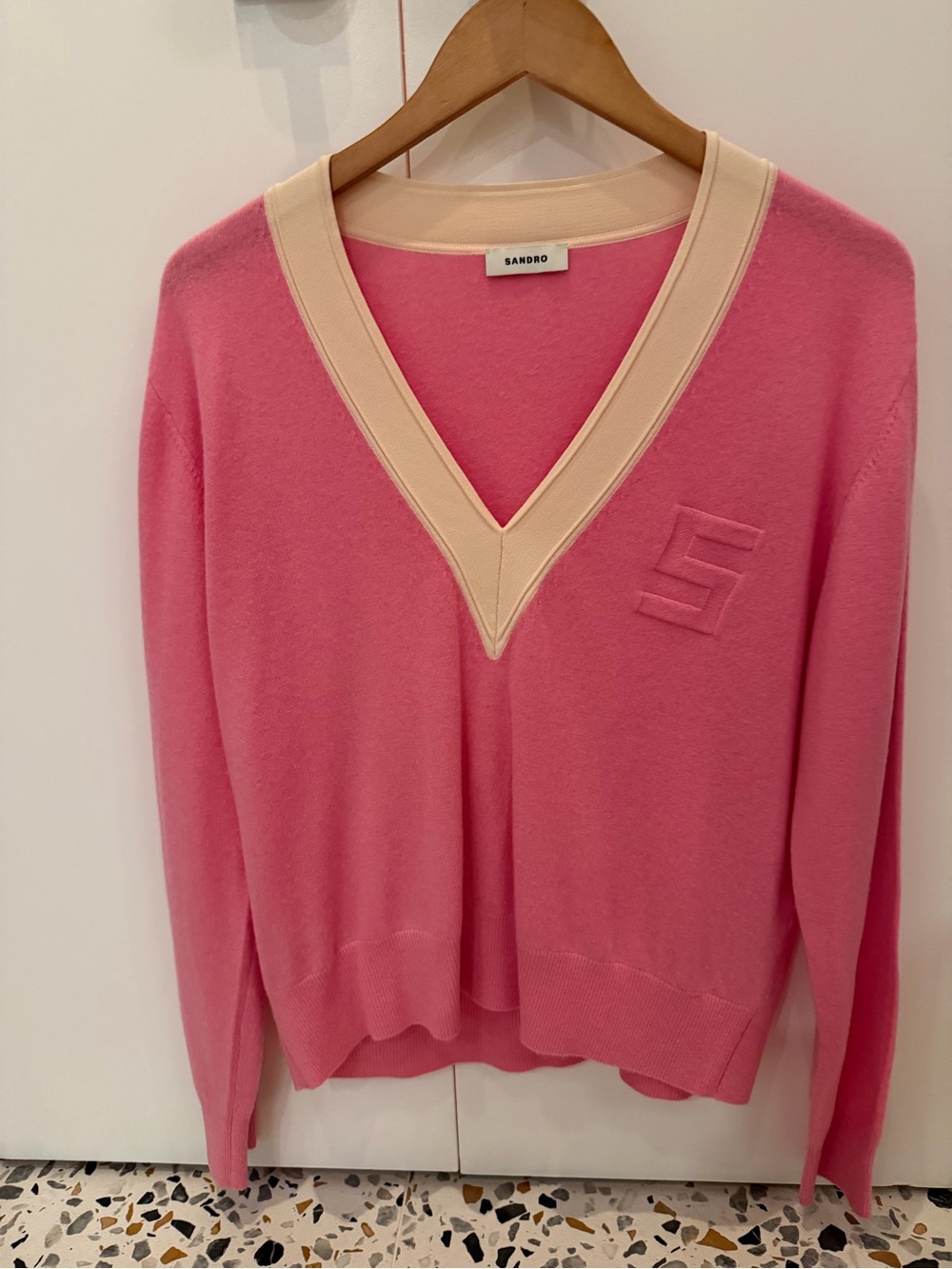 Sandro Pink V-Neck Sweater with Cream Collar